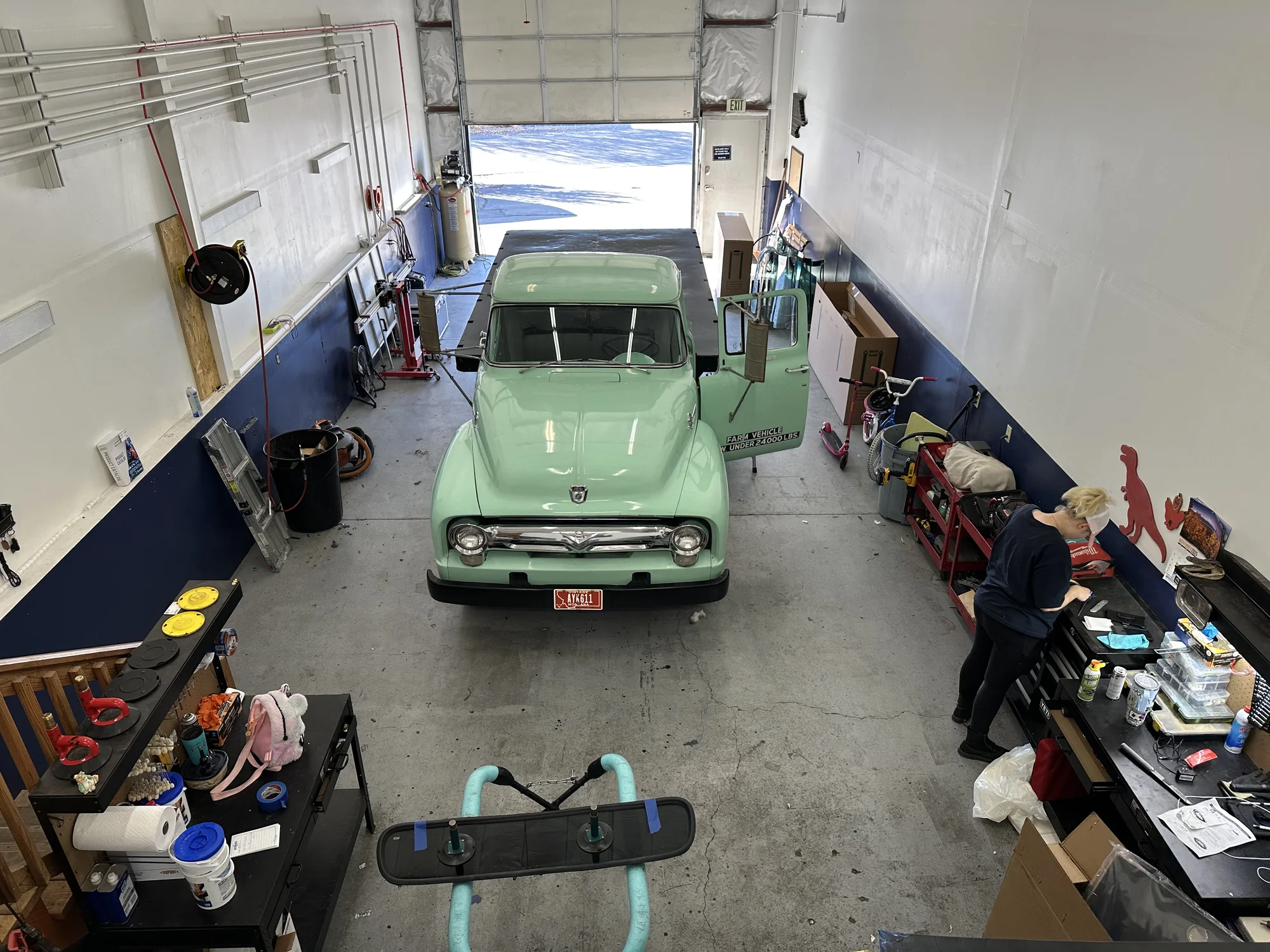Classic truck windshield replacement